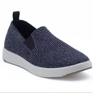NWOT Woolloomooloo Unisex Suffolk Slip-on